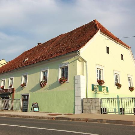 Guesthouse Veles Slovenska Bistrica Εξωτερικό φωτογραφία