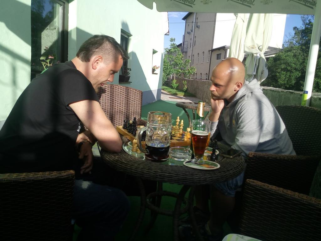 Guesthouse Veles Slovenska Bistrica Εξωτερικό φωτογραφία