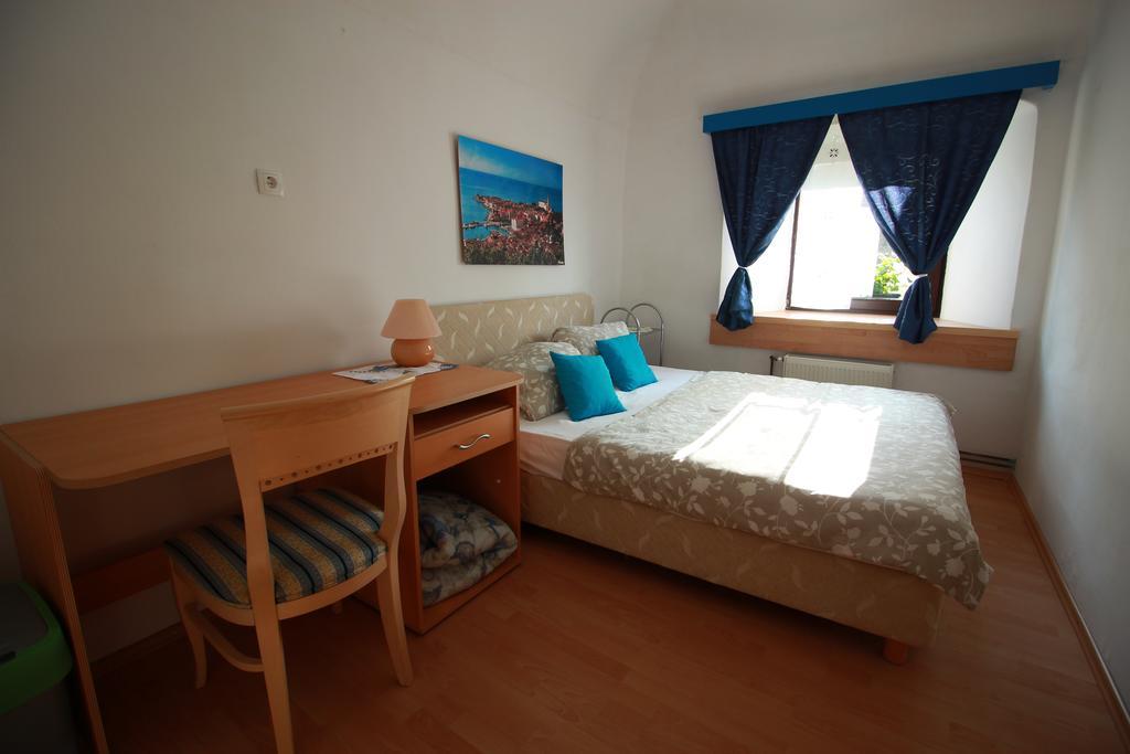 Guesthouse Veles Slovenska Bistrica Εξωτερικό φωτογραφία
