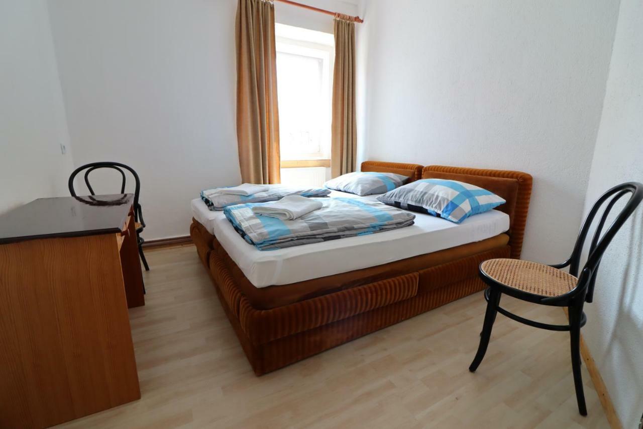 Guesthouse Veles Slovenska Bistrica Εξωτερικό φωτογραφία